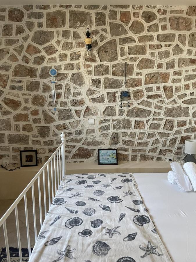 Marina Castellana Studios II Chalki Town 外观 照片